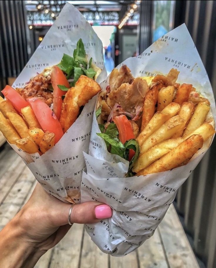 FoodCourtPhotos's tweet photo. Eat or not???

#Foodie #Food #foodphotography #foodblogger #FoodSpot #foods https://t.co/v4kCsZCTJp