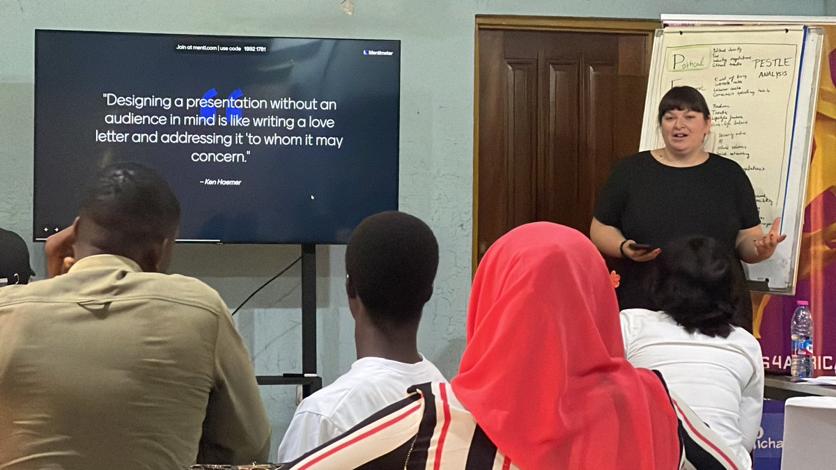 hapaSpace's tweet photo. Strong facilitating from Maja @pinakoper . Read the words on the tv screen 👏👏👏 Thank you🔥 https://t.co/CDHbteew63