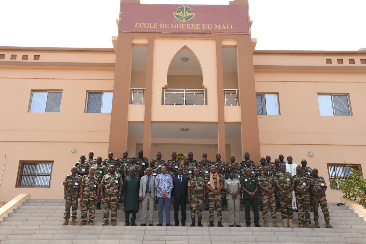EMP_Bamako tweet picture