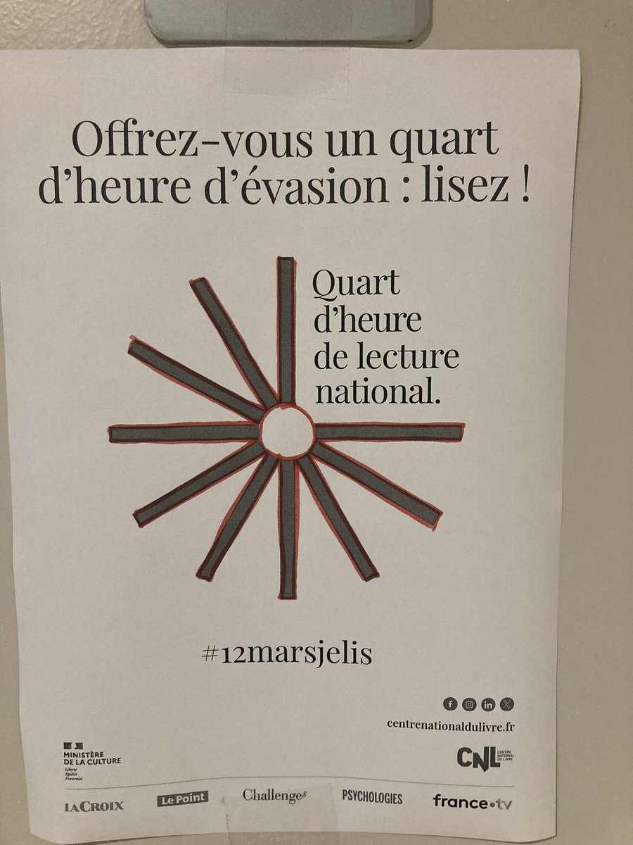 BrelVesoul's tweet photo. #12MarsJeLis 
Du CDI au bureau vie scolaire, tout le collège participe à cette belle initiative.
@DSDEN70 @acbesancon @PhDestable @AlexDB13 @mariepichetti https://t.co/nKxoYmkhSo