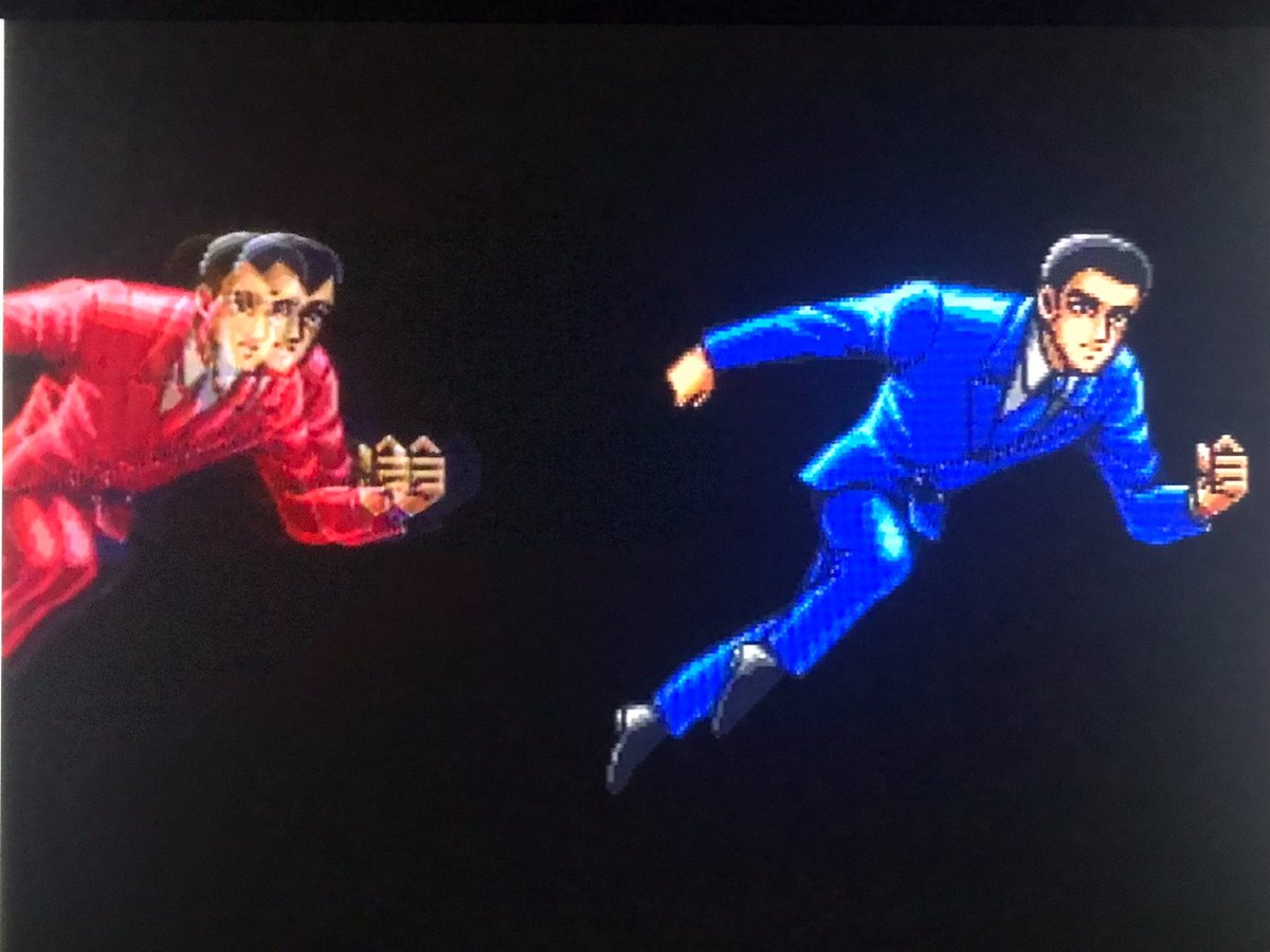sekiro_51's tweet photo. NEO GEO AES エイトマン🕹クレジット投入👍ネオジオおなじみの操作説明画面😁やっぱり胸のマークは”8”とも違う不思議文字?🤔1P2P色変えでメモリを節約か😅青いスーツの東八郎登場👔少し遅れて赤い谷ケン🏃♂️変身した👀あー、2Pホントに9マンだわ🤣
#ネオジオ #NEOGEO #SNK
#8マン #8man #Eightman https://t.co/GhIaY17M2n