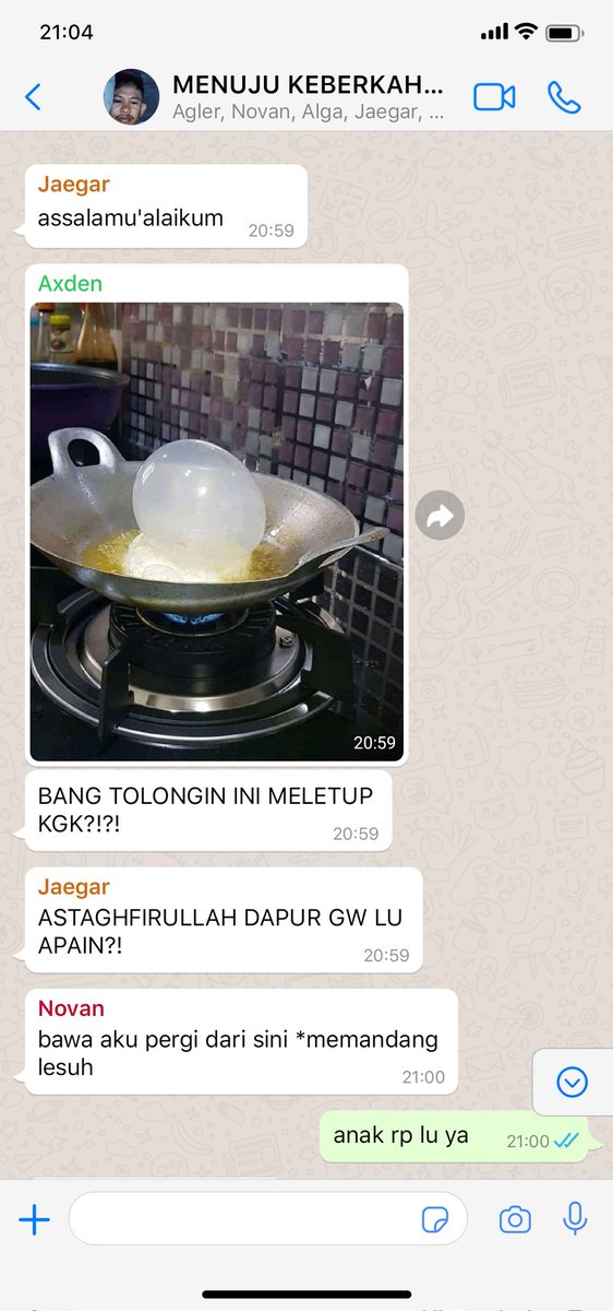 xxyanvrin's tweet photo. what if 
anak kost CCK puasa —

short au. https://t.co/YXGdF1122J