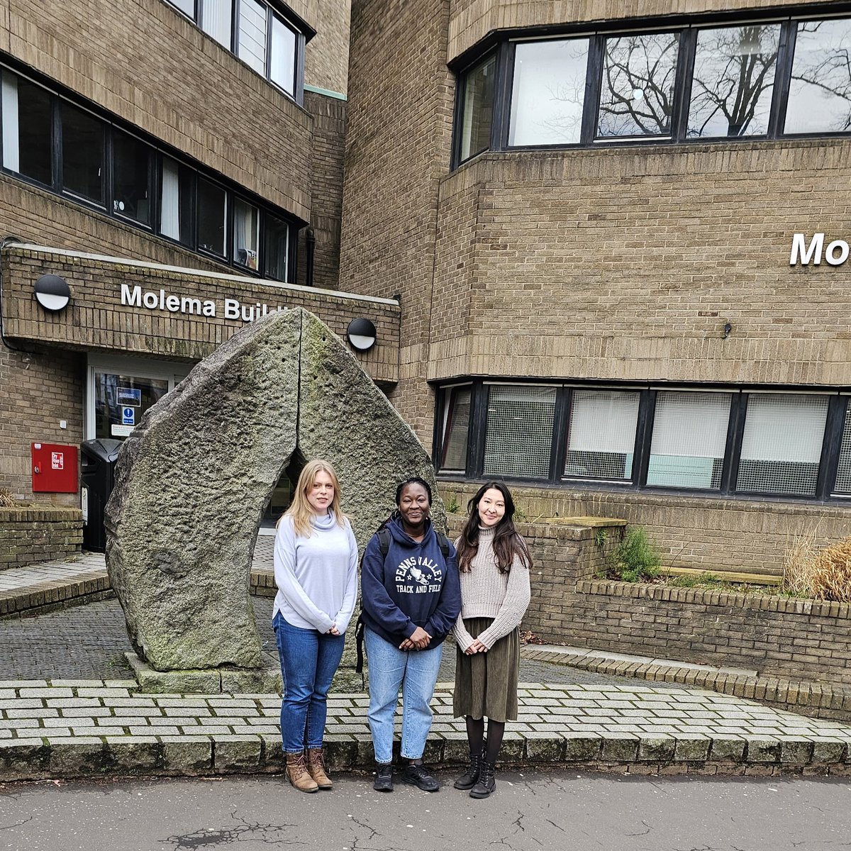 Last week we hosted a talented researcher @AIyunoluwa from @PSU_Anthro who explored our dental calculus research. Shared experiences, sparked ideas, and strengthened bonds. Grateful for the collaboration! We look forward to seeing the outcome of your research! #PowerfulPlants