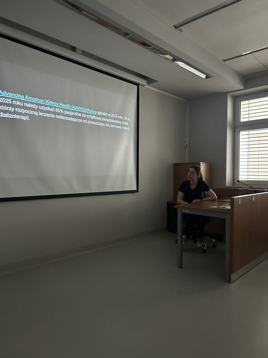 alunieczka's tweet image. We are team #PDfirst. Started #Nephmadness today and started it strong @IINefroUMB