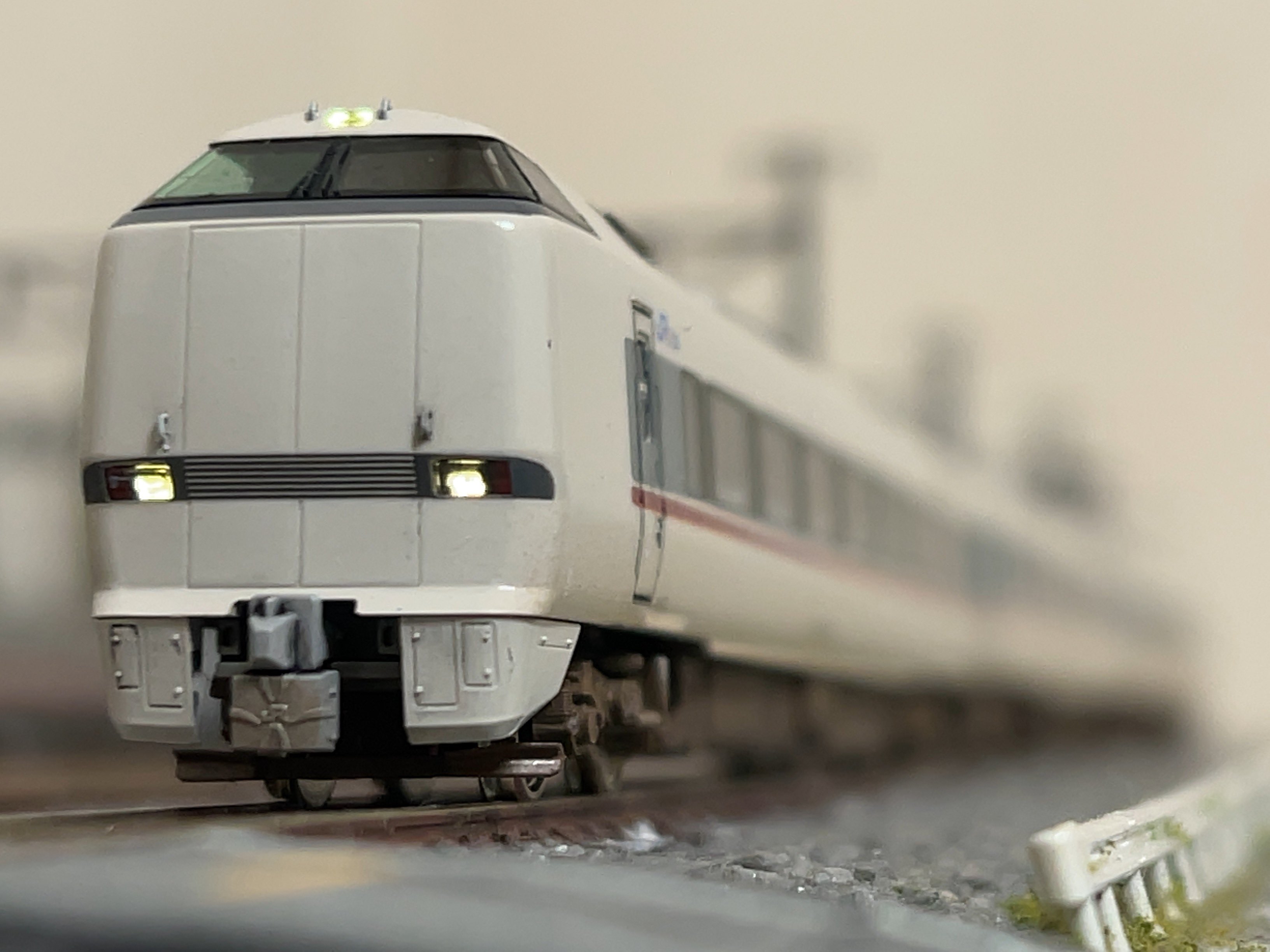 KATO683系2000番台しらさぎを289系こうのとり風に KATO 289系「こうのとり」を作る その1 - まったり鉄分補給ブログ