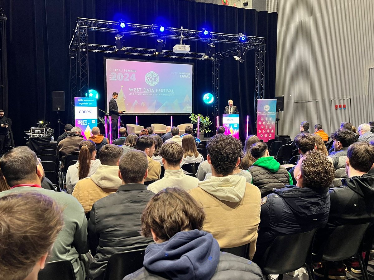 Olivier Richefou (@olivierrichefou) on Twitter photo 📌Ravi d’accueillir à <a href="/espacemayenne/">Espace Mayenne</a> le #WestDataFestival 2024 ! 3 jours dédiés au sujet de la #Data et de l’intelligence artificielle
Merci à <a href="/ctravier/">Christian Travier</a> et à son équipe de <a href="/LMTinnovation/">LMT</a> pour ce rendez-vous incontournable !
Très bon festival à toutes et tous ! 📌Ravi d’accueillir à <a href="/espacemayenne/">Espace Mayenne</a> le #WestDataFestival 2024 ! 3 jours dédiés au sujet de la #Data et de l’intelligence artificielle
Merci à <a href="/ctravier/">Christian Travier</a> et à son équipe de <a href="/LMTinnovation/">LMT</a> pour ce rendez-vous incontournable !
Très bon festival à toutes et tous !