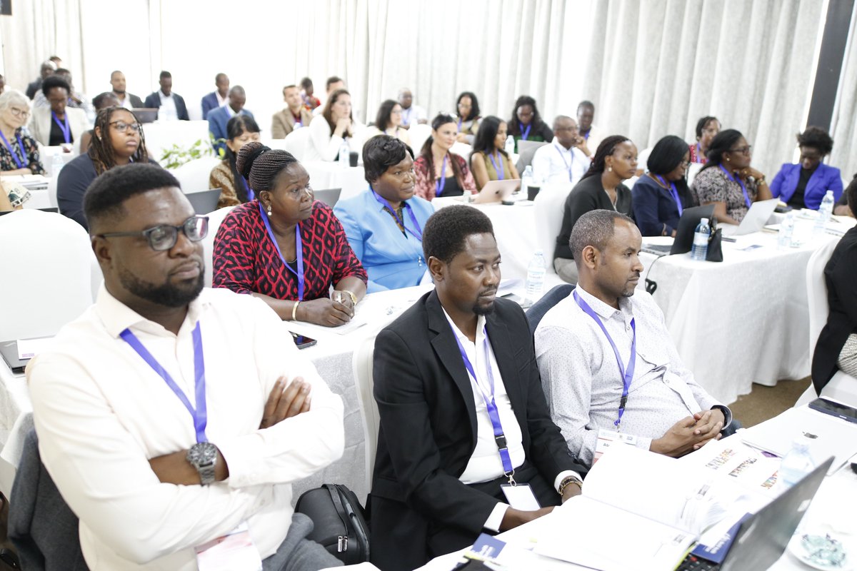 WHOUganda's tweet photo. .@WHO &amp; partners are discussing systematic &amp; practical solutions to improve quality of maternal &amp; newborn care globally to prevent future deaths.
This is the aim of the ongoing 5-day Global Maternal &amp; Perinatal Death Surveillance &amp; Response (MPDSR) technical meeting in #Uganda. https://t.co/OatLS6GZYY