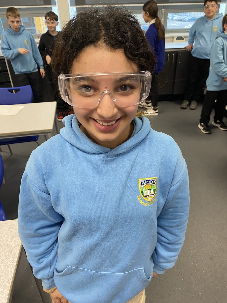 Enjoying our chemistry lesson with Mr Jones in <a href="/Pentrehafod/">Pentrehafod School</a> learning how to use the Bunsen burners safely  #BritishScienceWeek