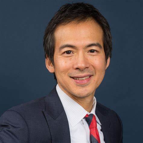 #FacultyTuesday: Affiliate Archon Fung (@Arfung) of @Kennedy_School studies politics, practices, & institutional designs that deepen democratic governance. He co-directs the Transparency Policy Project & is the Director of @HarvardAsh. #cityresearch cities.harvard.edu/about/person/a…