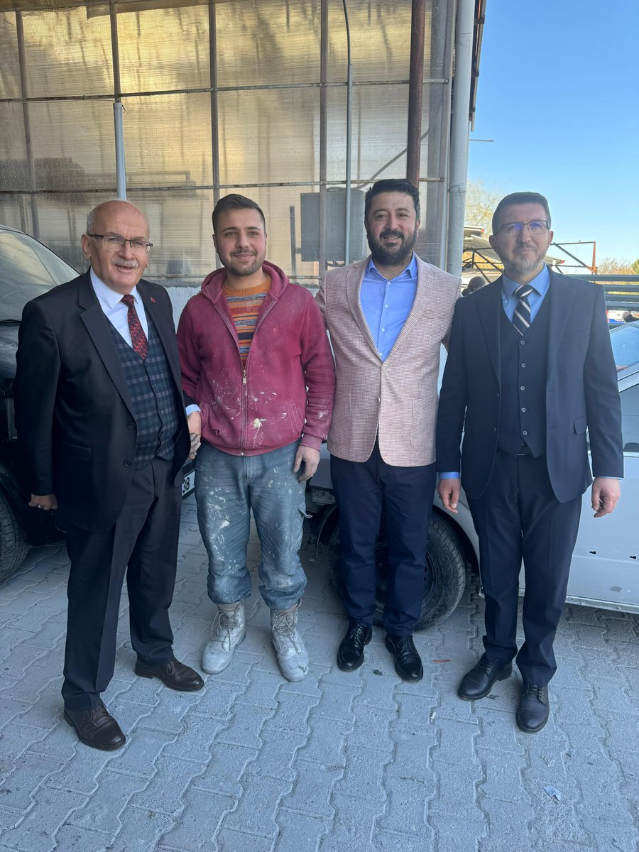 EmreCaliskan_50's tweet photo. 📍Ürgüp’teyiz. 

İl Başkan Yardımcılarımız, Ürgüp İlçe Başkanımız @derinnbaskan, Ürgüp Belediye Başkan Adayımız @baskanyildiz ve İlçe teşkilatımızın kıymetli üyeleri ve meclis üyesi adaylarımızla Ürgüp Sanayi Sitesini ziyaret ettik. Ürgüp'lü hemşehrilerimizle bir araya geldik. 

Ürgüp yola Fahri başkanla devam diyor. 
Teşekkürler Ürgüp 👏👏

#AKBELEDİYECİLİK yolunda #HazırızKararlıyız
#HepBirlikteNevşehir
#GerçekBelediyecilik
