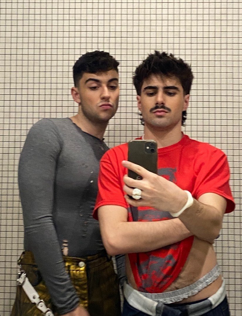 105fremix's tweet photo. me flipan los gays me encantan los maricones amo la homosexualidad https://t.co/Xwg6olKalh
