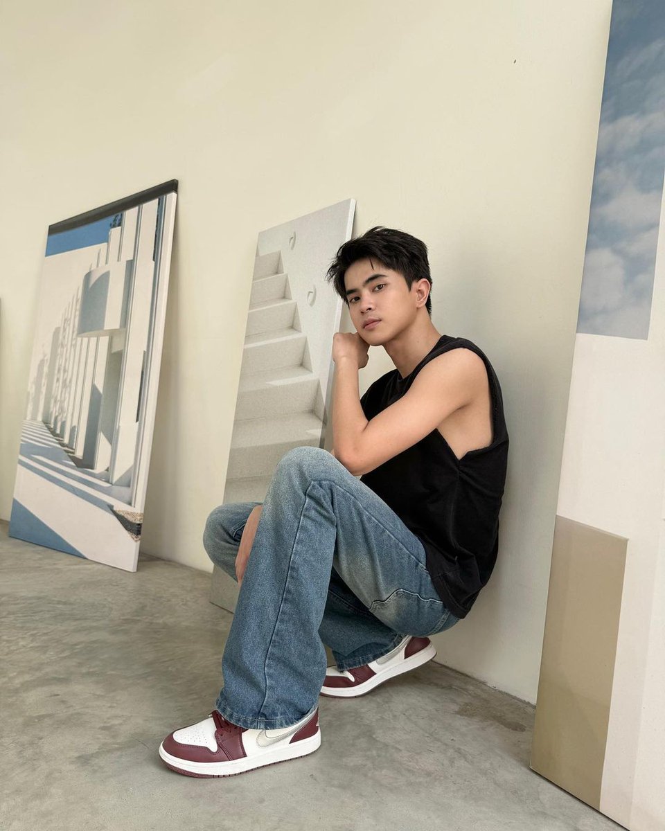 Pote_offical's tweet photo. IG Update : ttaee.c
12.03.2024

#ttaeec
#รอยยิ้มของโปเต้ https://t.co/40KVkUxpwd