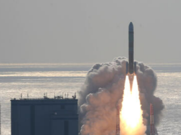 China's development of both 4-meter-diameter and 5-meter-diameter reusable rockets is being accelerated, with their inaugural flights scheduled for 2025 and 2026, respectively, said the China Aerospace Science and Technology Corporation.