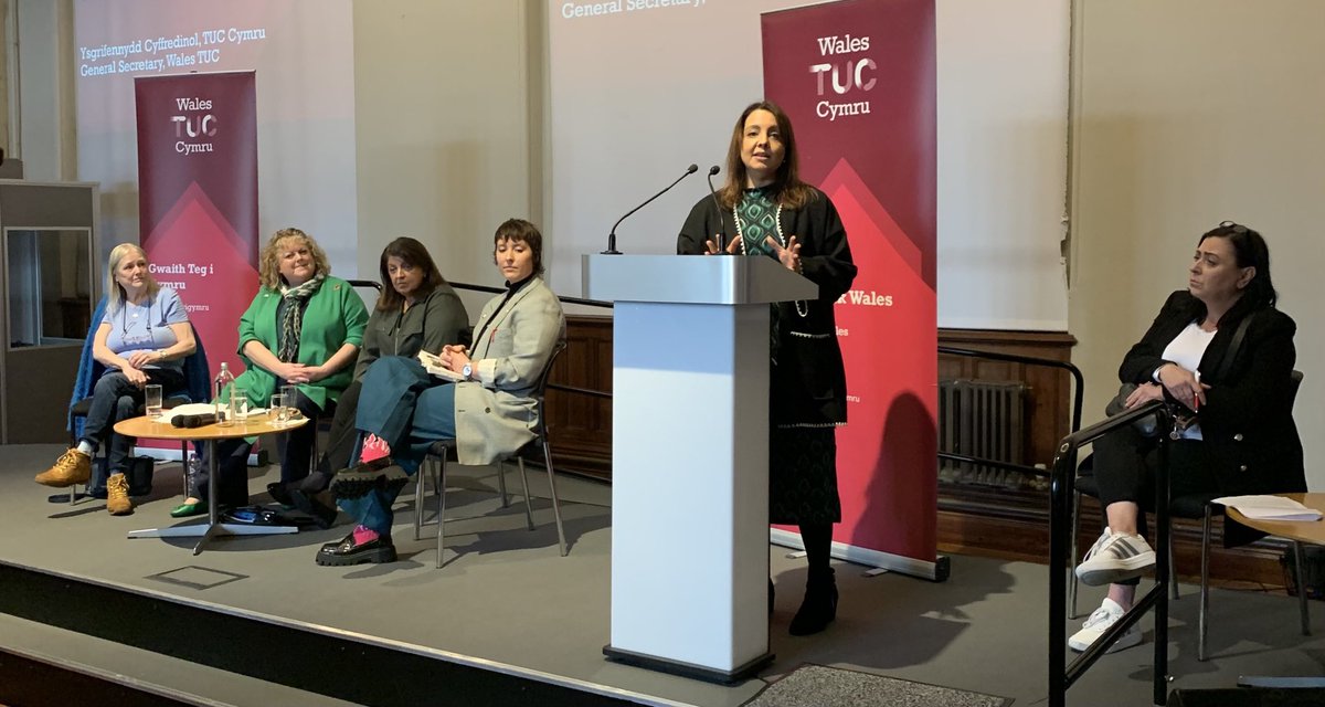 “Sisters don’t just do it for themselves, we’re doing it for each other” - ⁦@shavtaj⁩ closing our #internationalwomensday event. We heard inspiring stories from current trade union activists. And participants pledged to work together and #empower each other.