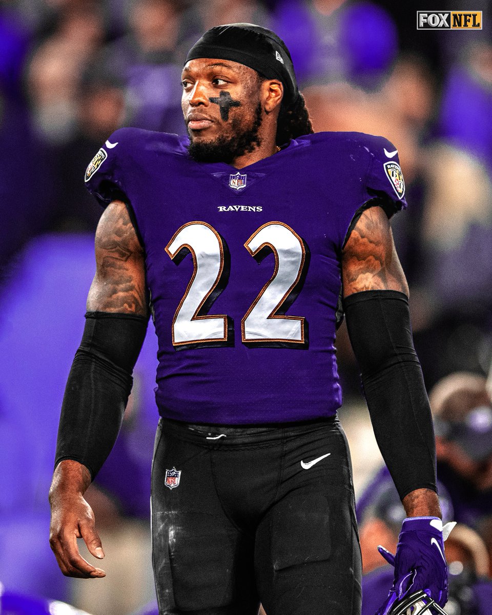NFLonFOX's tweet photo. The #Ravens are signing RB Derrick Henry to a 2-year, $16M deal, per @RapSheet https://t.co/xjXr3OrSiu