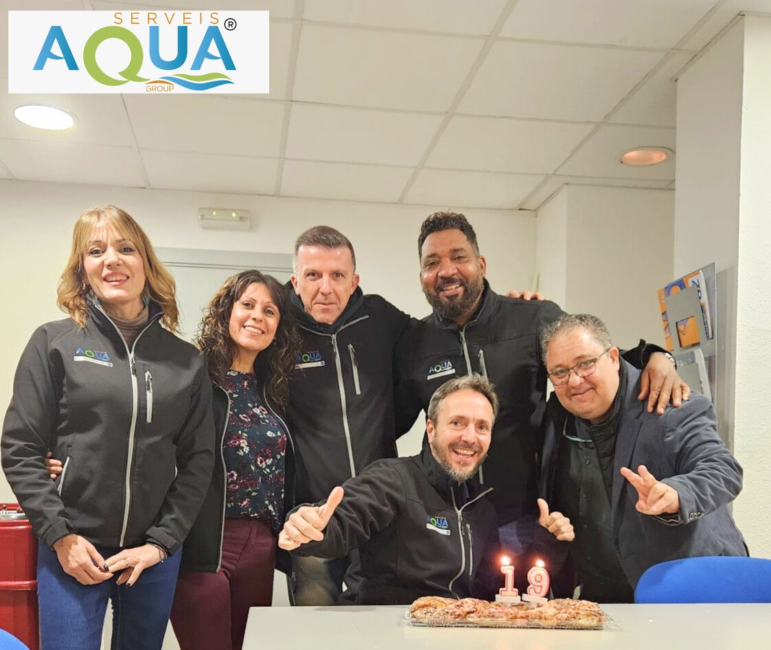 AAquamania's tweet photo. La satisfacció dels nostres clients és el nostre compromís i la nostra prioritat. Gràcies per confiar en nosaltres durant tots aquests anys! 🥳🌟 

https://t.co/X92bJFPqbd

https://t.co/OnMgXJnsUW
#AniversariAquaserveis #19AnysDeServei #aquaserveis #aquatiendas #reus #tarragona https://t.co/RFmRyowV8u
