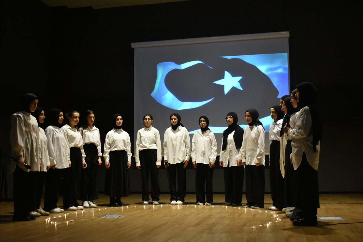 rtekaihl's tweet photo. Millî şairimiz Mehmet Akif Ersoy'un kaleme aldığı İstiklal Marşı, Hakk'a tapan milletimizin bağımsızlık sevdasının ebedi göstergesidir. İstiklâl Marşımızın kabulünün 103. yılında, millî şairimizi ve aziz şehitlerimizi rahmet, minnet ve şükranla yâd ediyoruz. ✨️ https://t.co/fxjZbRjjxf