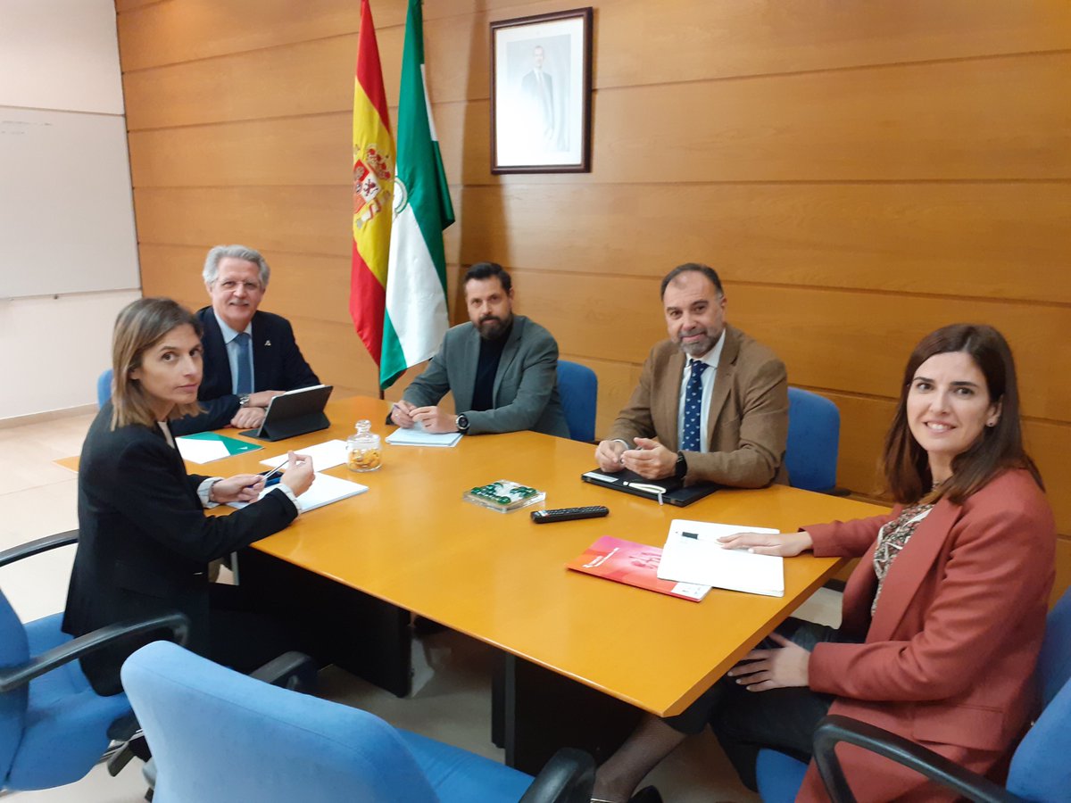 Reunión celebrada en el día de hoy, con el Regional Access Healthcare Manager de Andalucía y Extremadura de Boehringer Ingelheim <a href="/BoehringerES/">Boehringer Ingelheim España</a>, para seguir avanzando en la mejora de la atención a las personas con Enfermedad Renal Crónica de Andalucía.