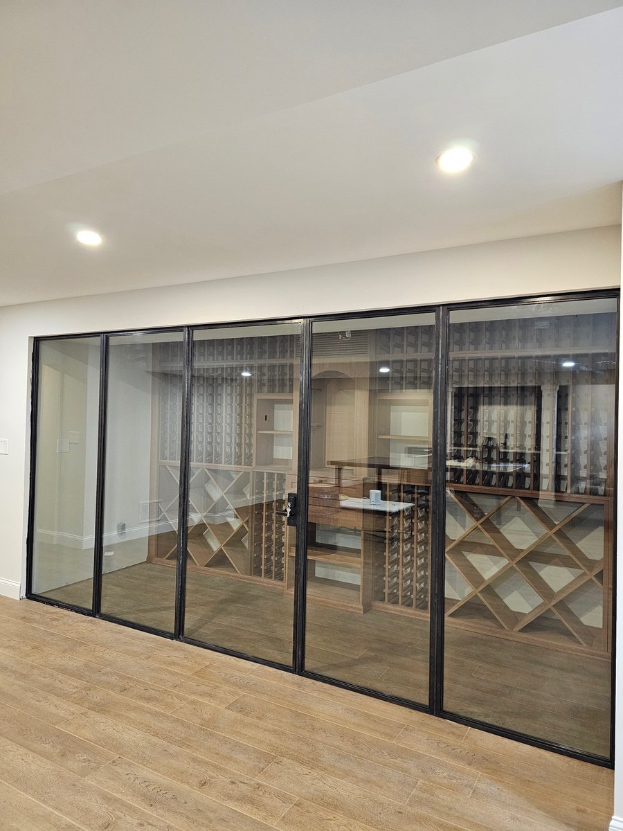 RenaissanceGSB's tweet photo. Beautiful bronze wine cellar doors and stunning bespoke wooden storage – all that’s missing is the wine🍷. Honored to work with @winerackscom on this stunning project.
#Renaissance #CustomBronze #WineCellars #WineEnthusiast https://t.co/xikcBOEk0J