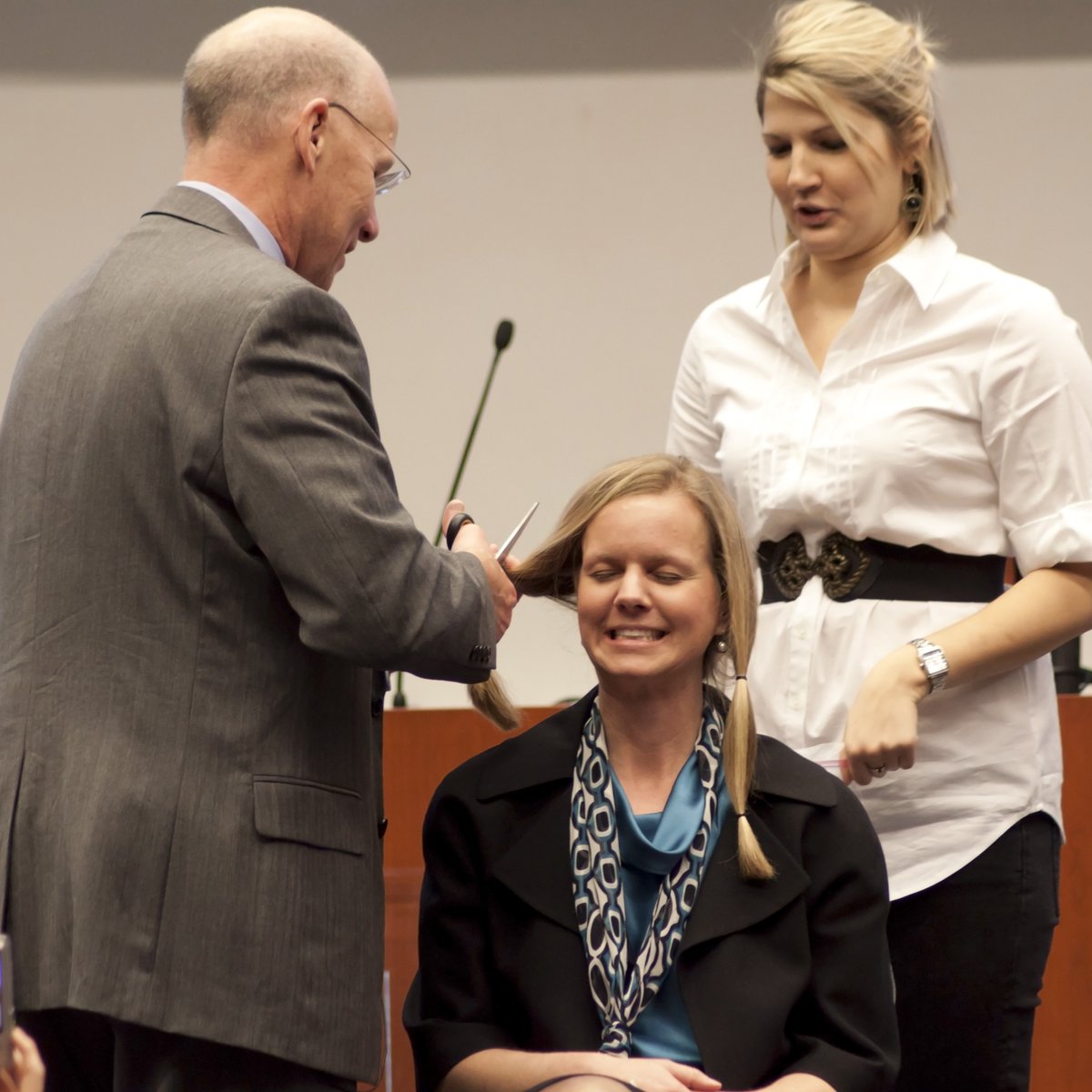 CarolinaRxStory's tweet image. If we can reach our goal of raising $10K for #KappaEpsilon, Jo Ellen Rodgers has committed to being in the hot seat again and chopping off her hair to donate to Locks of Love! Help us make this happen - donate today at zurl.co/HwgI 

#ACutforKE