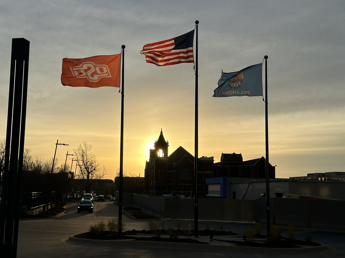 DrGregQuarles's tweet photo. Looking forward to a great start to the Oklahoma National Guard Counter-UAS Symposium this week in Oklahoma City. #CUAS @okstate #OAIRE #USRI @OSU_CEAT @AELaserTech #DirectedEnergy #USPL @OKGuard https://t.co/glL99Dw8DZ