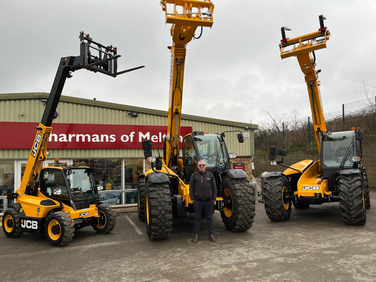 Sharmansagri's tweet photo. 🚨SOLD - 3 new @JCBagriculture machines leaving the Melton depot yesterday! 1xJCB 514-40 1xJCB 560-80 &amp; 1x542-70 🦾 Thank you for your support and enjoy your new purchases! 🤝 Sold by Paul Perrin 

#SharmansSupplied #DealerMakesTheDifference #Agriculture #JCB #JCBLoadall #NewJCB https://t.co/Bb9KdnEqWy