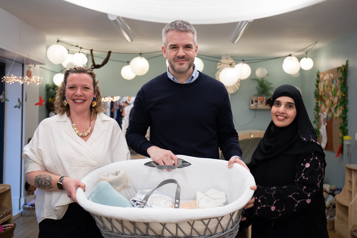 SouthYorksMCA's tweet photo. The Beds for Babies programme will provide a moses basket, cot, cotbed or toddler bed to any under-5 in South Yorkshire who needs it. 

Today South Yorkshire Mayor @olivercoppard and partners officially launched the project. 

Find out more here: https://t.co/NBN6AWQHEY https://t.co/MsoKj3Y56u