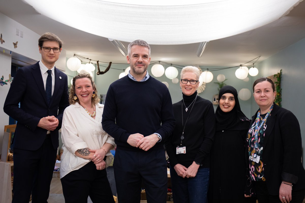 SouthYorksMCA's tweet photo. The Beds for Babies programme will provide a moses basket, cot, cotbed or toddler bed to any under-5 in South Yorkshire who needs it. 

Today South Yorkshire Mayor @olivercoppard and partners officially launched the project. 

Find out more here: https://t.co/NBN6AWQHEY https://t.co/MsoKj3Y56u