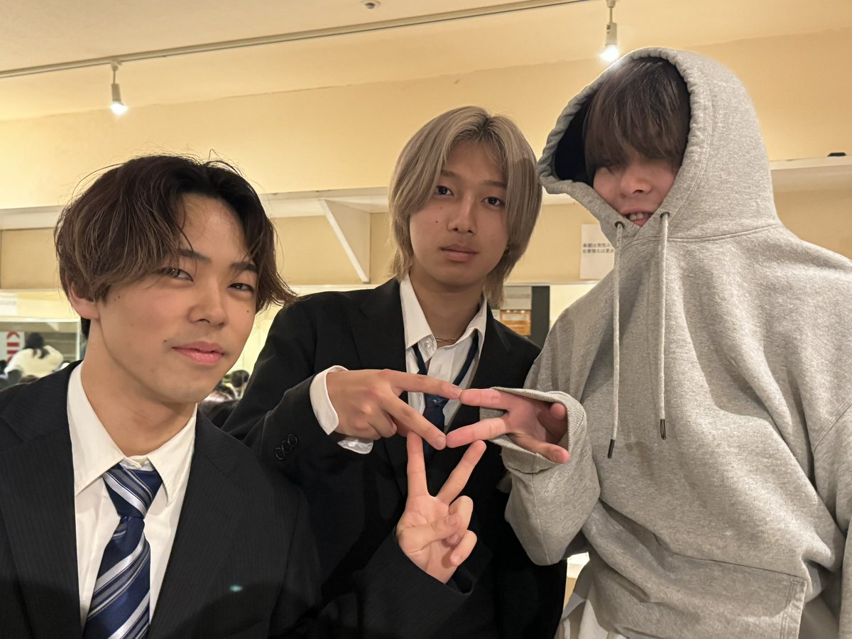 __hn3pch's tweet photo. 〈2024 / 3 / 12〉

counter of youth _graduation SPECIAL_
📍新宿Zirco Tokyo https://t.co/GDwLXmgl2p