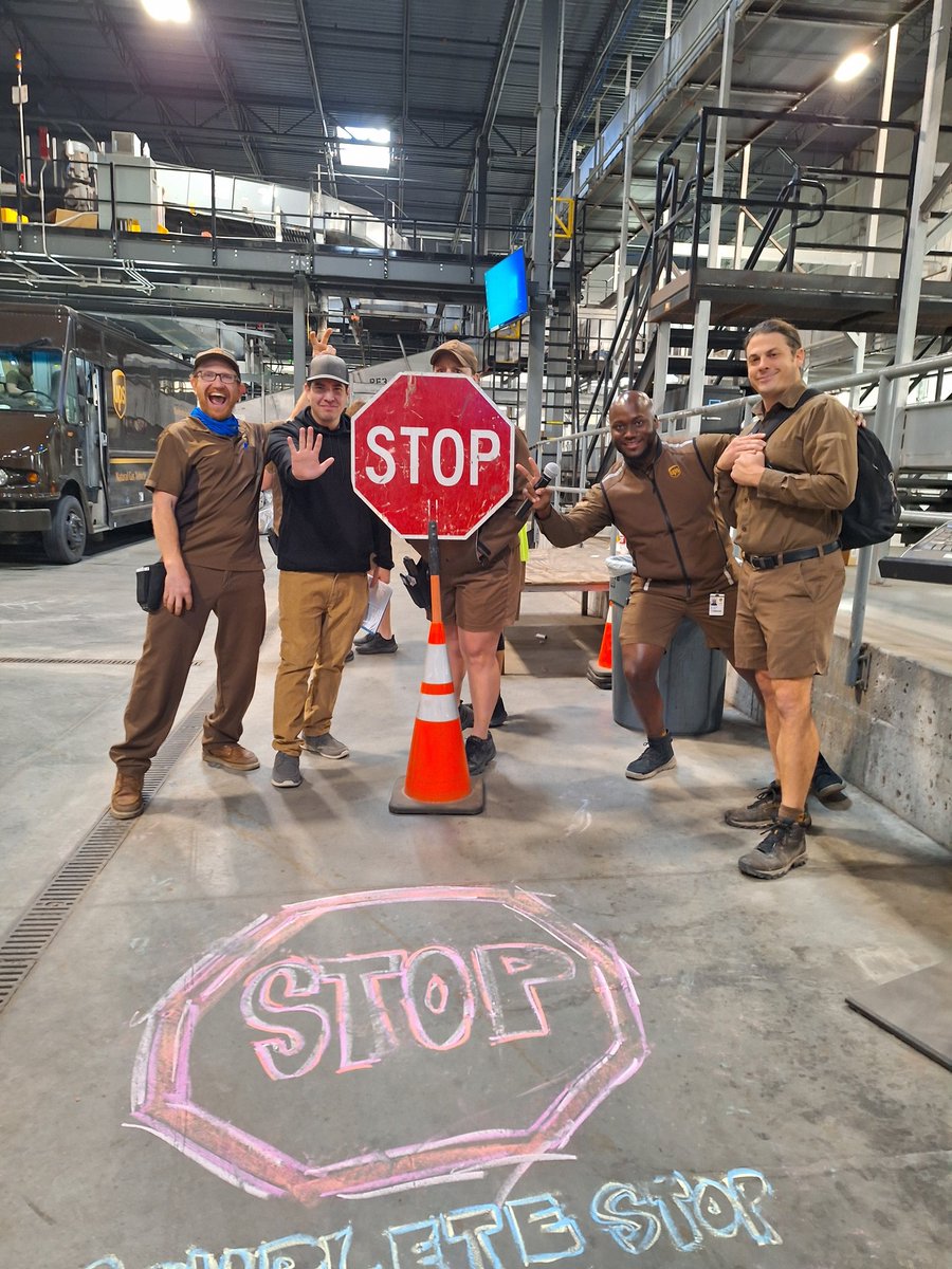 marc_peeler's tweet image. Complete Stop Club! What&apos;s the 1st rule of STOP CLUB, talk about STOP CLUB! L.C.R.C.L.!
@ta_stover @bwilliamskahf @TradeshowToney @kelly_gonter @MFurinoUPSPHL @JaradZimmerman @ColumbiaMO_UPS @DINAUPS1 @panacy6 @Mavic321Dl @Almodova38 @DriveSafeKansas @28a234fcab2245f @DJEJZ