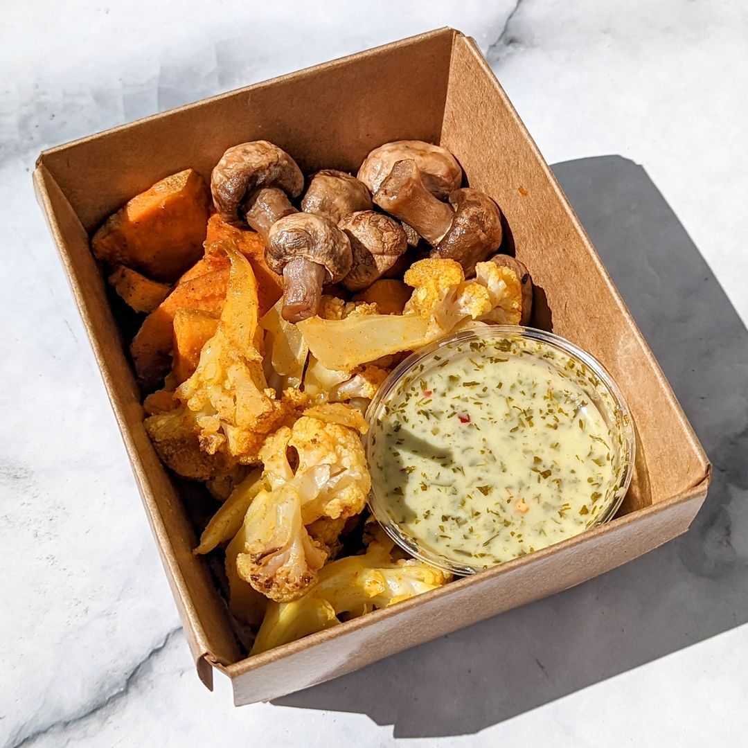 According to Harvard School of Public Health, no single vegetable provides all of the nutrients you need to be healthy. So eat plenty every day!

👉 Explore our menu at craycarrot.ca 🥕