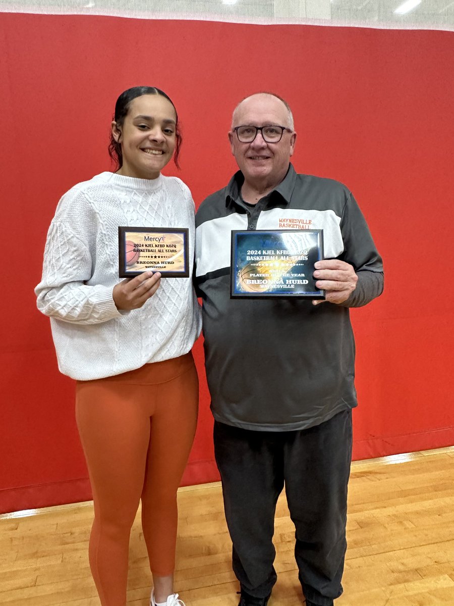 Honored and Blessed to be selected for the ⁦@AlphaKjel⁩ Media All Star Team and to be selected as the Girls Player of the Year. Thank you to ⁦@kevronandt⁩ and all the sponsors for hosting a great event. ⁦@WaynesvilleGBB⁩ ⁦@WvilleSports⁩ #OnceATiger…..