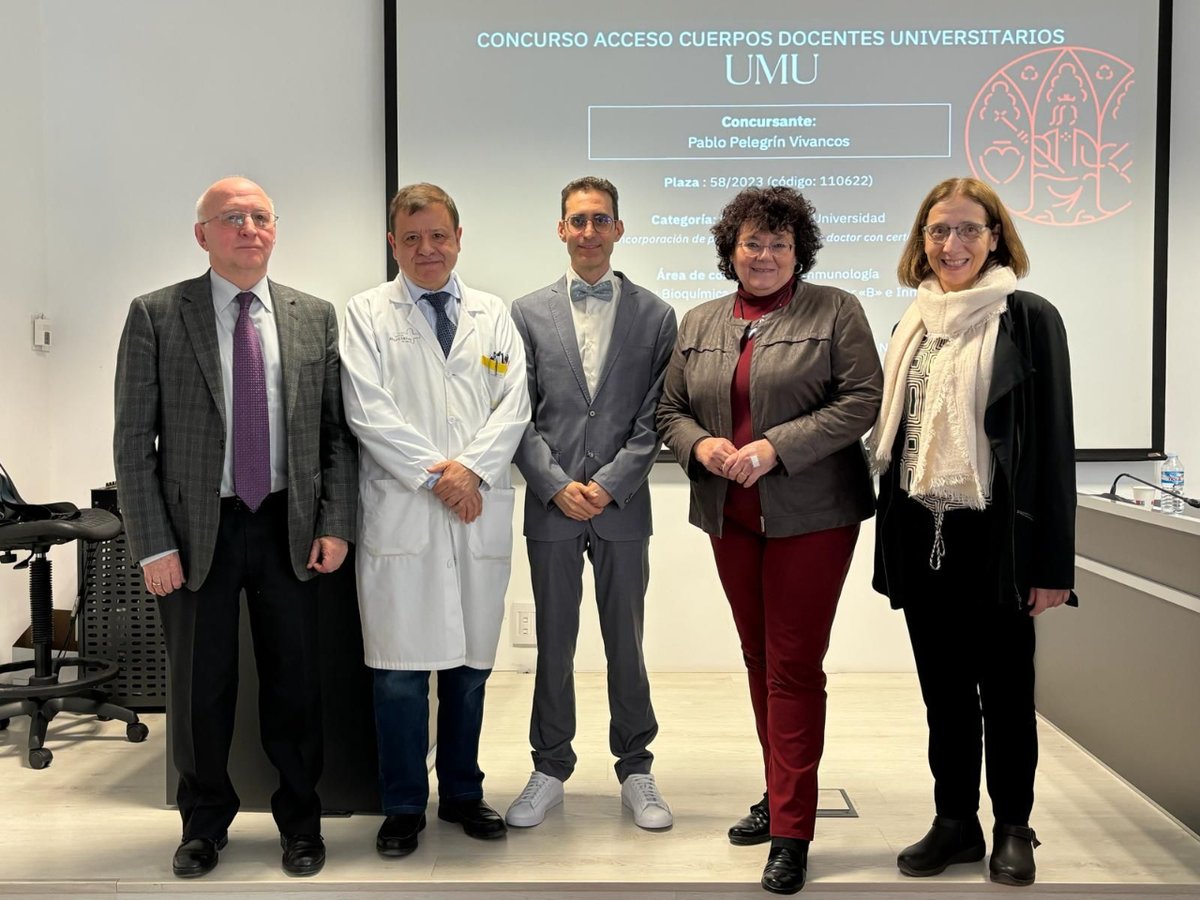 IMIB_RMurcia's tweet photo. 🌟 El subdirector científico básico del IMIB e IP del grupo de Inflamación Molecular del IMIB,
@PelegrinPablo, ya es Catedrático de la @UMU 🎓 ¡Enhorabuena a un magnífico investigador de talla internacional y a un compañero excepcional! https://t.co/c22e6BB6qv