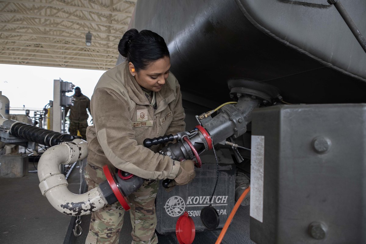 Average isn’t in our vocabulary. The 10th Air Force is all about developing elite Airmen. Join us in rising above. #AboveAndBeyond #10thAirForce #NeverthePrey <a href="/307BombWing/">307th Bomb Wing</a>