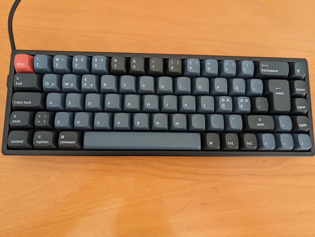 birianiac's tweet image. Switching from a Dell full-size keyboard to a Keychron 65% - can’t wait to experience the difference! 🤩
#keychron #keyboard #redswitch #qmk