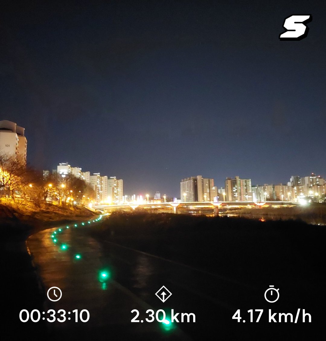 동룡이 tweet media