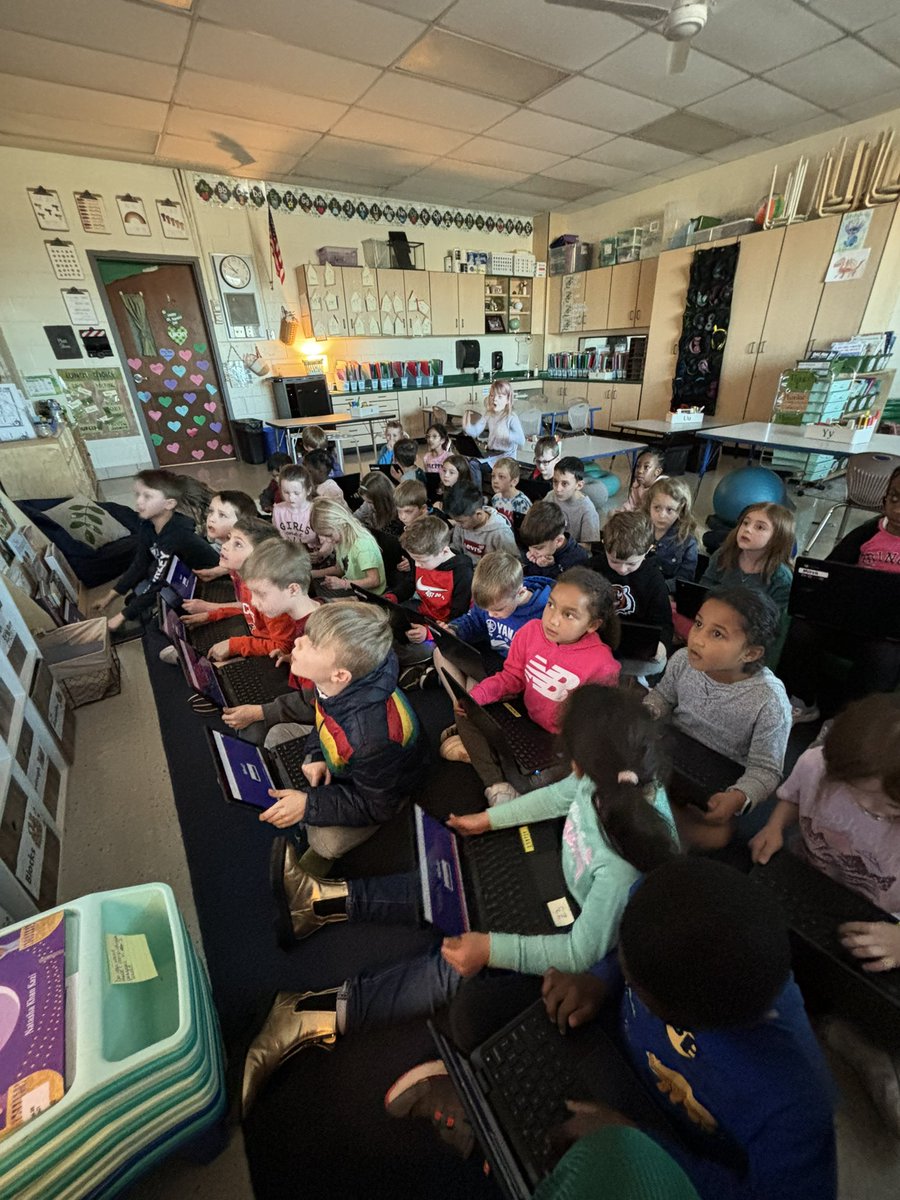 Kayla Stine tweet media