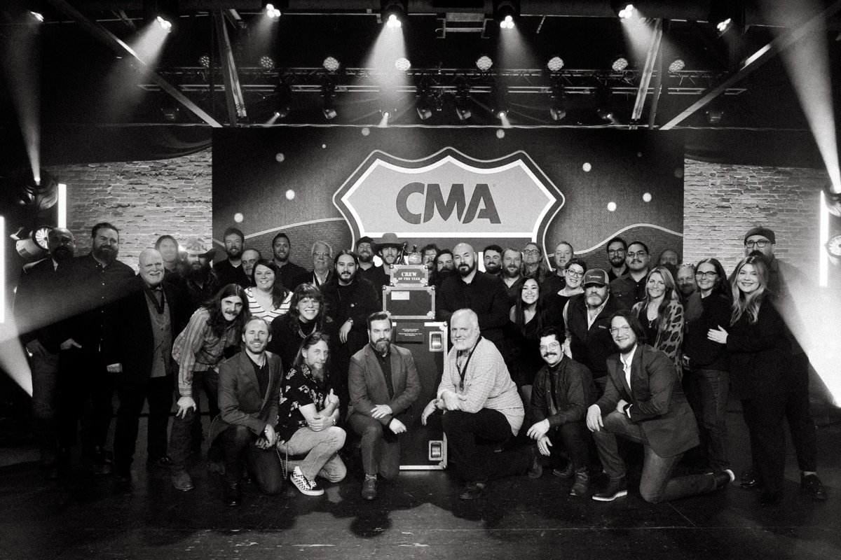 As we’re gearing up to tour this year I just want to say how proud I am to get to work with a crew that is literally the best in the business. #CMATouringAwards #AllAmericanRoadShow 📸: @andybarron