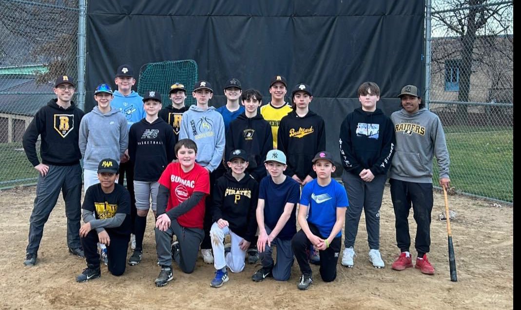 Riverview Jr High Baseball (@riverviewjhbsbl) on Twitter photo Back for a second season. This year in a co-op with <a href="/SpringdaleAthl1/">Springdale Athletics</a> Goal is to continue to build both baseball programs and keep the kids playing into high school. Schedule drop coming soon. Come out to Riverside and see the boys play. ⚾️🏴☠️🟡⚫️ Back for a second season. This year in a co-op with <a href="/SpringdaleAthl1/">Springdale Athletics</a> Goal is to continue to build both baseball programs and keep the kids playing into high school. Schedule drop coming soon. Come out to Riverside and see the boys play. ⚾️🏴☠️🟡⚫️