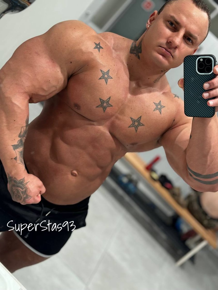 SuperStas tweet media