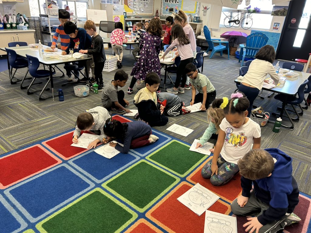 Dr. Danielle Courtemanche’s Class tweet media