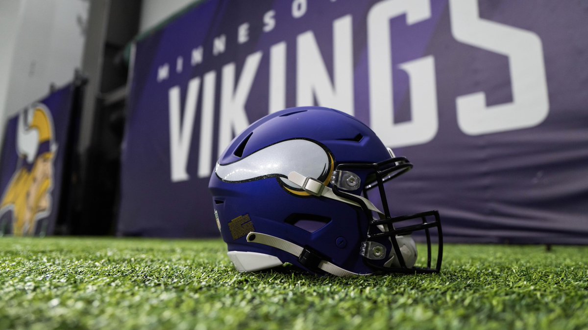 The #Vikings have released DL Dean Lowry and waived LB William Kwenkeu. 📰: mnvkn.gs/3Pi7r52