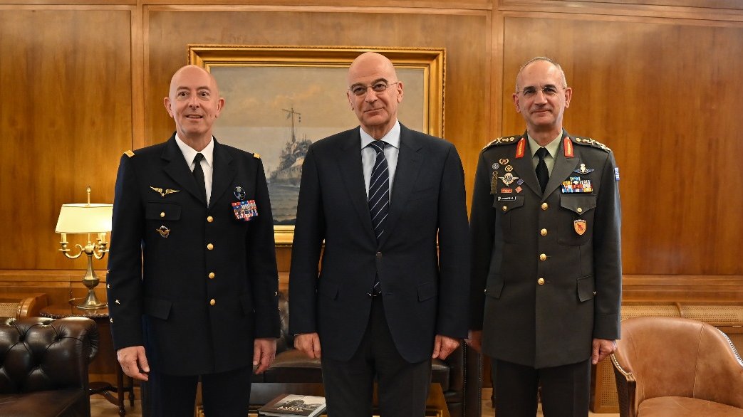 I met today with the Supreme Allied Commander Transformation (SACT) of #NATO, General Philippe Lavigne @NATO_SACT , to discuss matters of NATO transformation, in the presence of Chief/HNDGS General Dimitrios Houpis. In the course of our meeting, I referred to the «Agenda 2030»