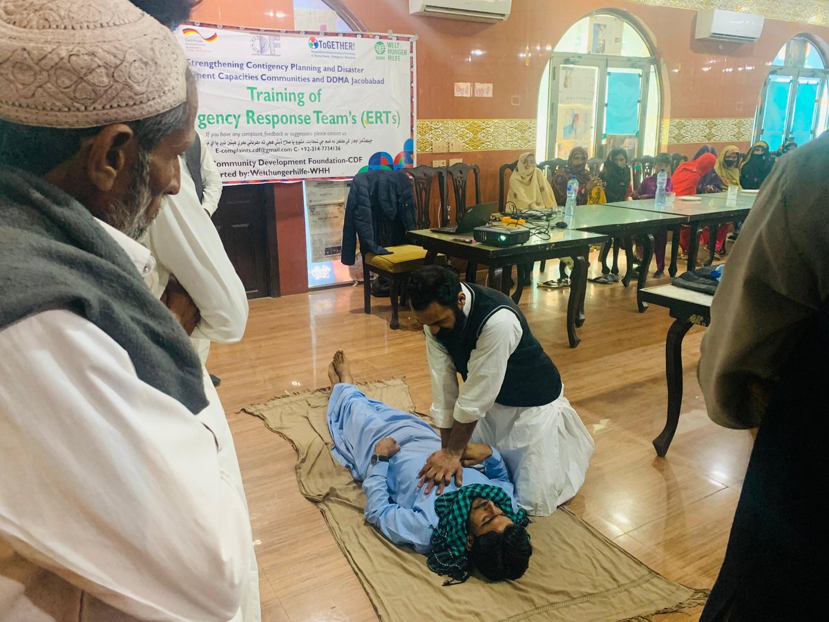 CDFsindh's tweet photo. Organized a comprehensive training for (ERT) members on essential skills such as first aid, search and rescue, and coordination in emergency situations. The training was part of HOIFA @ToGETHER4local with partnership of @Welthungerhilfe https://t.co/fUB5sgnm78