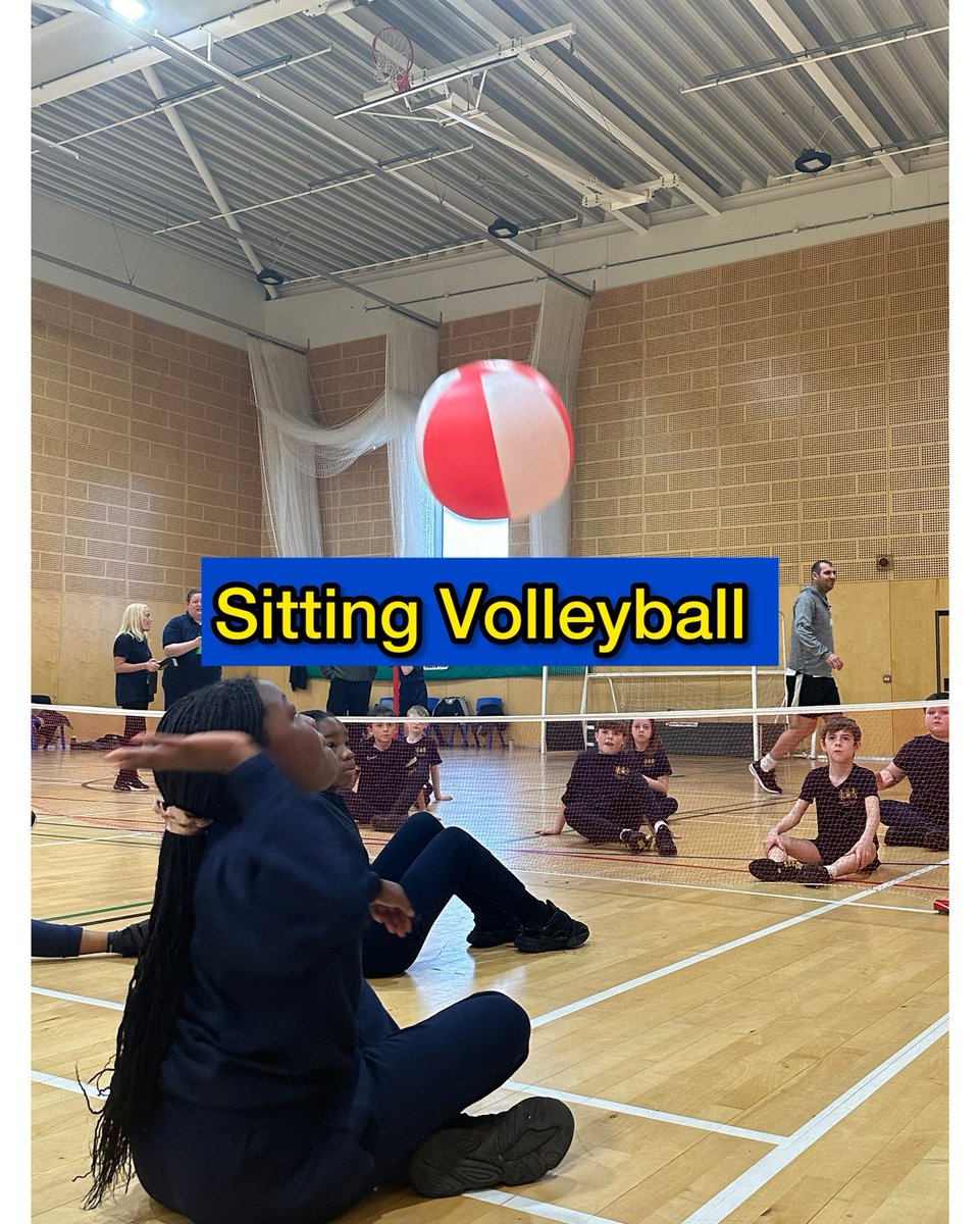 HavSchoolSport's tweet photo. A brilliant morning for Sitting Volleyball at @DrapersPE 
Thank you to our leaders who did a great job 👏 well done to all the teams involved and congratulations to @NewtonsPrimary who came first place 🙌🙌 https://t.co/nkNxFSFuHT