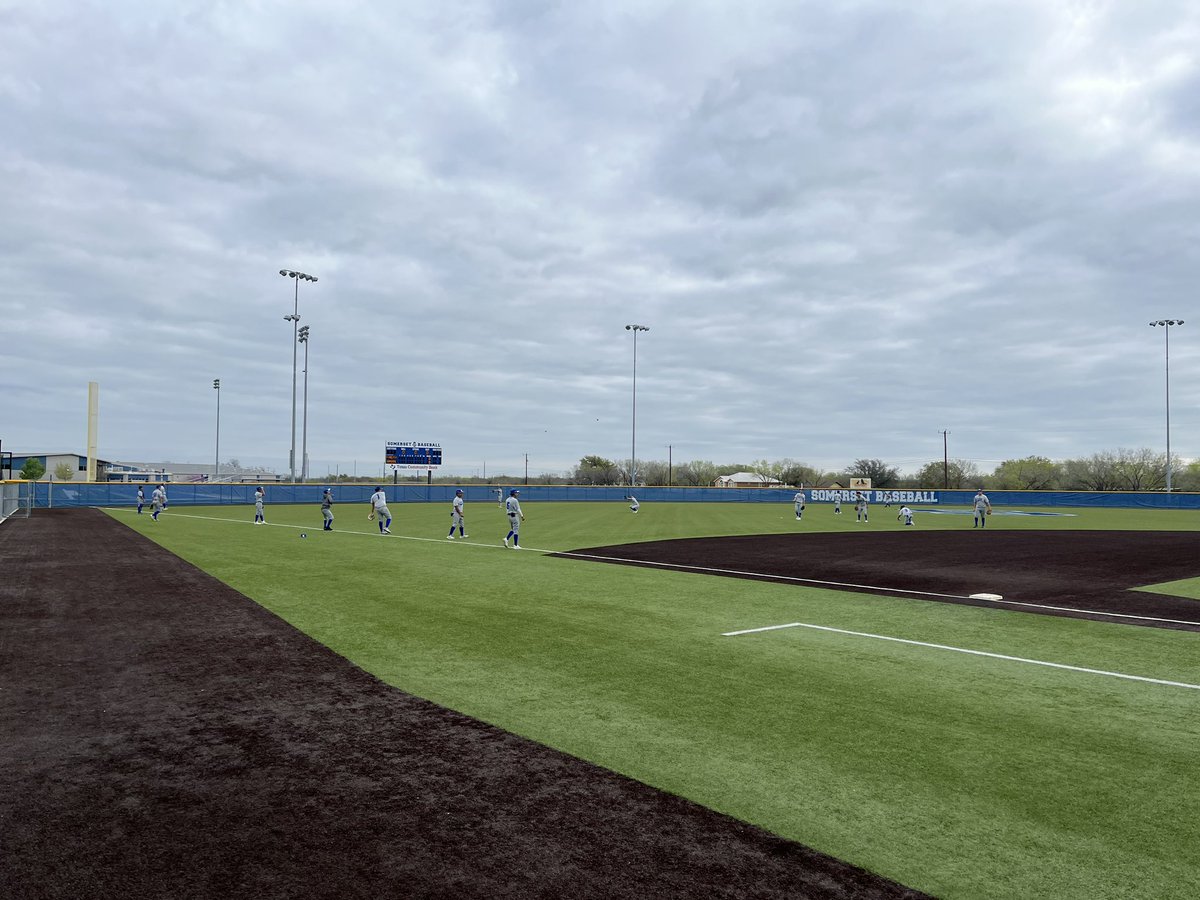 SHSBaseball28's tweet photo. Another beautiful morning for some baseball! First district ball game! https://t.co/c2fIyyWukf