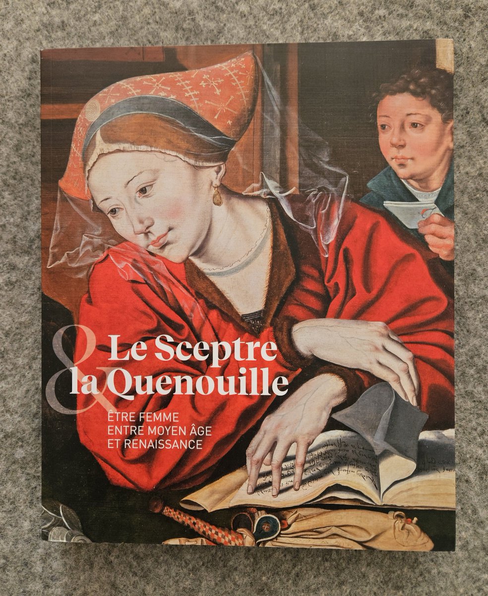 JUST LOOK AT THIS GORGEOUSNESS! ❤️
Can't get to the exhibition in person but I am thrilled to have a copy of the catalogue #LaSceptreEtLaQuenouille #MedievalWomen (Musée des Beaux-Arts de Tours)
