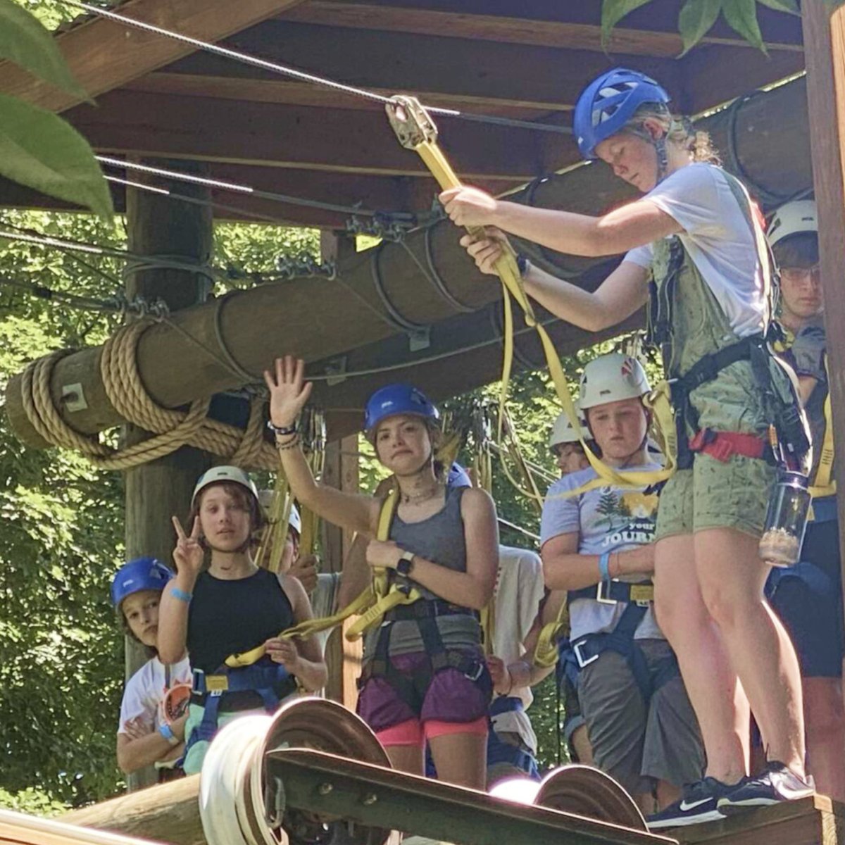 Mental Health Camp is no cost for campers 11-15 with internalized mental health diagnoses, with therapeutic elements woven into programming designed to provide opportunities for adventure, healing, and growth.

Ready to apply? Click link before March 15: flyinghorsefarms.org/come-to-camp/c…