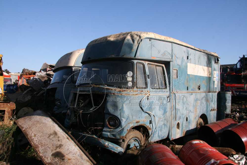 Shipguru's tweet photo. #BBF_548 #Mercedes_Benz #L407 #XandirMalta #Broadcasting #van at #Luqa, #Malta - 17.12.2009 - https://t.co/nfgboxc3g3 - NO PHOTOS can be used or manipulated without our permission https://t.co/mcqrIFuLfx