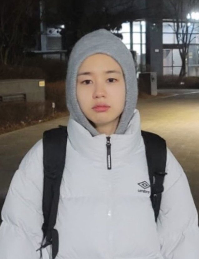EJinside's tweet photo. 왼쪽도 은딘이고 오른쪽도 은딘이라 너무 행복함... 우리톡기 팔색조얀🥹🥹 https://t.co/GgynjyS0QF
